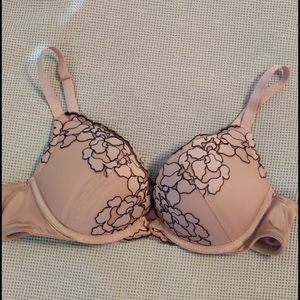 Sexy Torrid Push-up Plunge Bra 38B